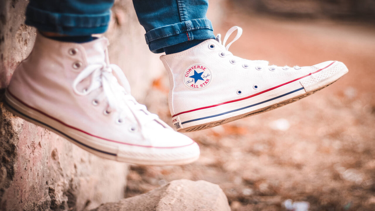 chuck-taylor-all-star-da-tro-thanh-huyen-thoai-sneaker-nhu-the-nao-236